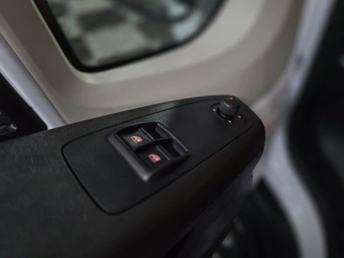 Used 2019 RAM ProMaster 3500 w/ Premium Appearance Group image 27