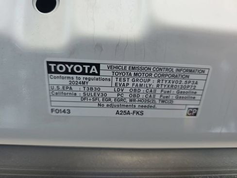 Used 2024 Toyota Camry SE w/ Blackout Package (TMS) FWD image 35