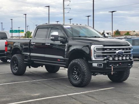 Certified 2024 Ford F350 Platinum w/ Tremor Off-Road Package image 3