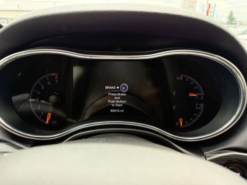 Used 2020 Jeep Grand Cherokee Limited w/ Luxury Group II image 30