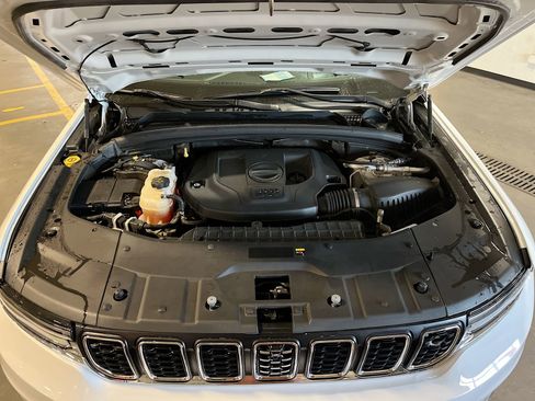 Used 2022 Jeep Grand Cherokee L Summit image 34