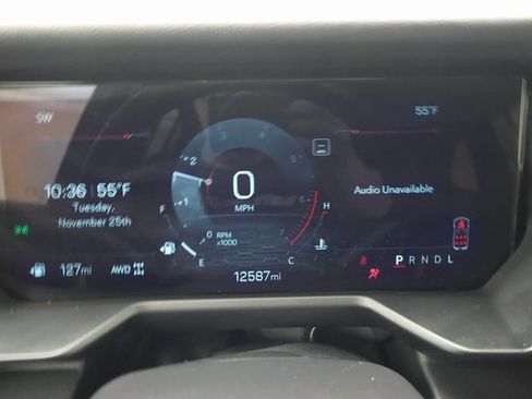 Certified 2025 GMC Acadia Elevation image 13