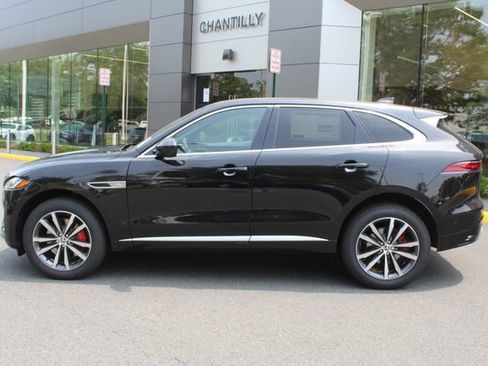 New 2026 Jaguar F-PACE R-Dynamic S image 5