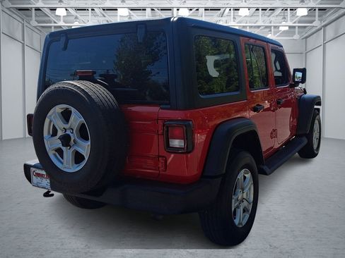 Used 2023 Jeep Wrangler Unlimited Sport AWD/4WD image 5