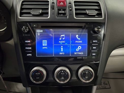 Used 2018 Subaru Forester 2.5i Premium w/ All-Weather Package image 19