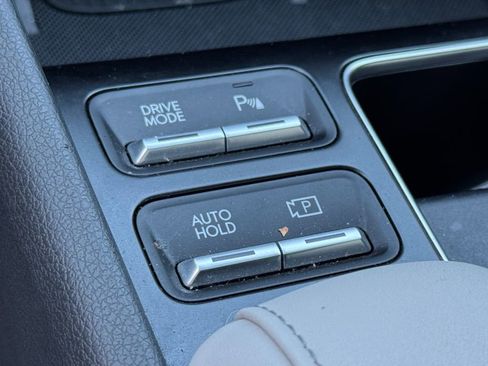 Used 2025 Hyundai Sonata Limited FWD image 11