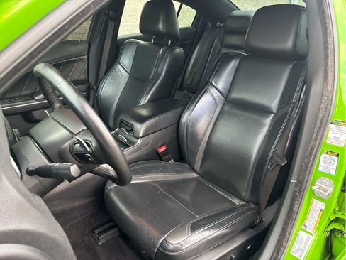 Used 2017 Dodge Charger R/T w/ Driver Convenience Group image 6