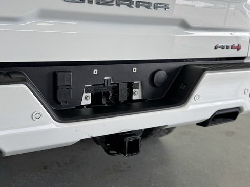 Used 2021 GMC Sierra 1500 AT4 w/ AT4 Value Package image 42