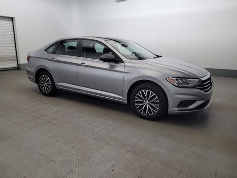 Used 2021 Volkswagen Jetta SE FWD image 11