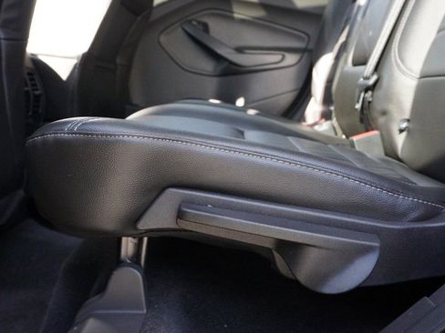 Used 2016 Ford Escape Titanium AWD/4WD image 30