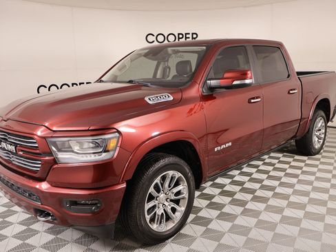 Used 2022 RAM 1500 Laramie w/ Laramie Southwest Edition image 10