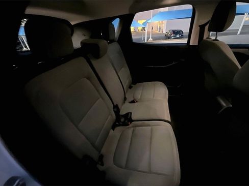 Used 2022 Ford Escape S image 25