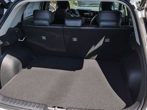 Used 2026 Kia Niro Wind FWD image 29