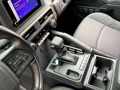 Used 2024 Toyota Tacoma SR image 16