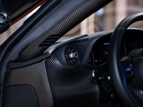Used 2014 McLaren P1 RWD image 11