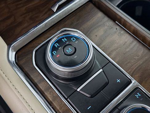 Used 2020 Ford Expedition Max Platinum image 20