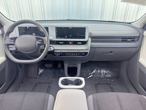 Used 2023 Hyundai Ioniq 5 SE image 11