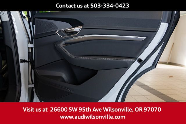 Used 2024 Audi Q8 e-tron Premium AWD/4WD image 29