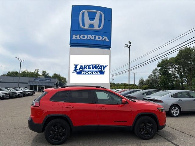 Used 2021 Jeep Cherokee Latitude Plus AWD/4WD image 1