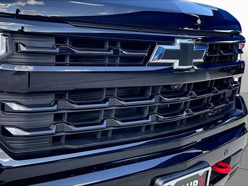 Used 2024 Chevrolet Silverado 1500 LT Trail Boss w/ LT Trail Boss Premium Package AWD/4WD image 30