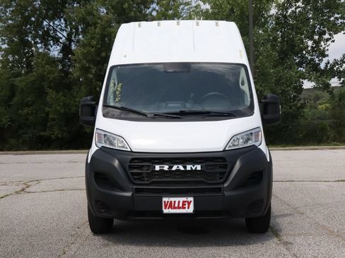 Used 2023 RAM ProMaster 3500 FWD image 3