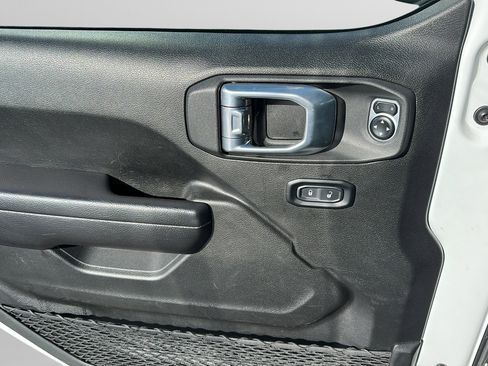 Used 2024 Jeep Wrangler Unlimited Sport image 50