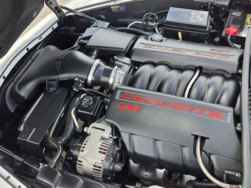Used 2012 Chevrolet Corvette Coupe w/ 2LT Preferred Equipment Group RWD image 15