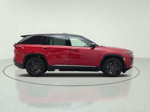 Used 2024 Jeep Wagoneer Launch Edition AWD/4WD image 4