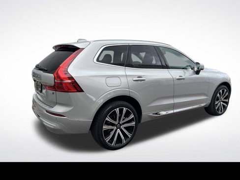 Certified 2023 Volvo XC60 B5 Ultimate w/ Climate Package AWD/4WD image 5