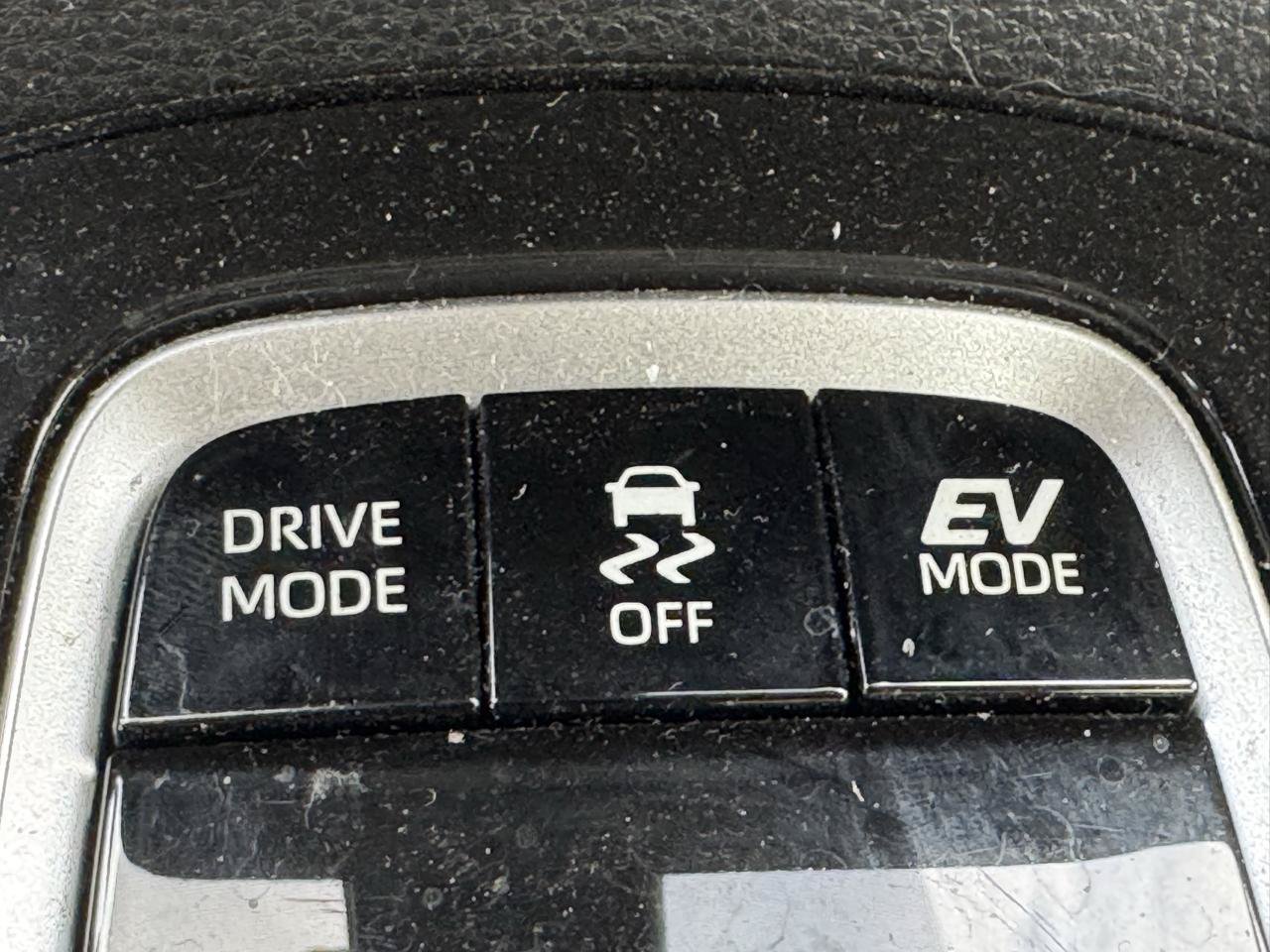 Used 2023 Toyota Corolla LE w/ LE Convenience Package FWD image 39