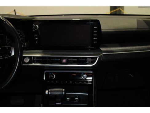 Used 2022 Kia K5 GT-Line image 16