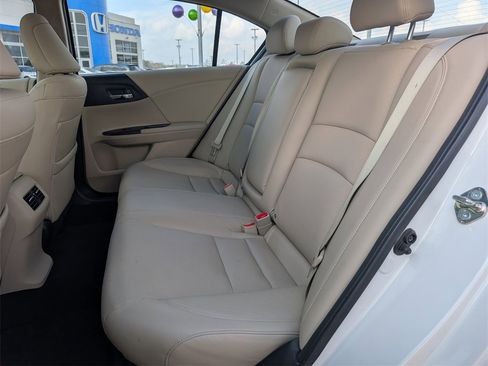 Used 2017 Honda Accord EX-L image 31