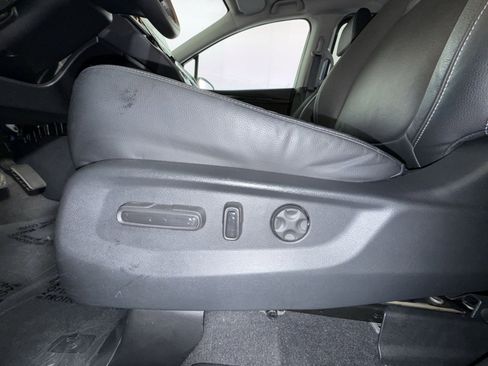 Used 2023 Honda Odyssey Touring image 14
