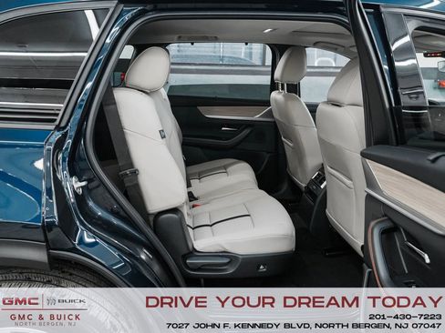 Used 2024 MAZDA CX-90 Plug-In Hybrid w/ Preferred image 34