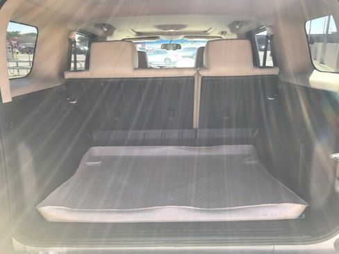 Used 2008 HUMMER H3 Luxury AWD/4WD image 9