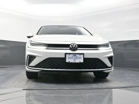 New 2026 Volkswagen Jetta SE image 22