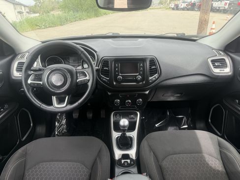 Used 2017 Jeep Compass Sport FWD image 9