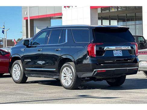 Used 2021 GMC Yukon SLT w/ SLT Premium Package image 6