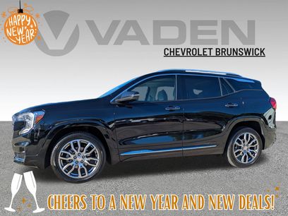 Used 2023 GMC Terrain Denali