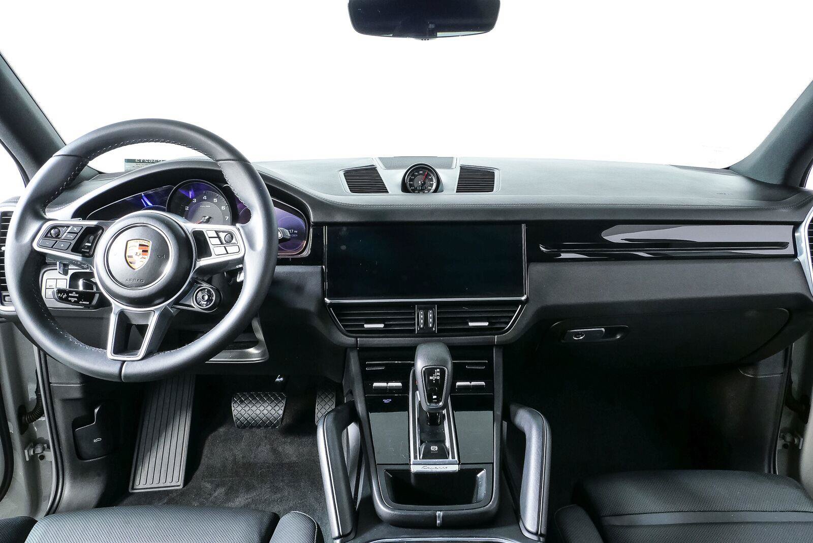 Certified 2023 Porsche Cayenne AWD/4WD image 20
