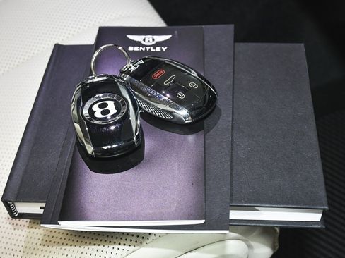 Used 2022 Bentley Continental GT image 73