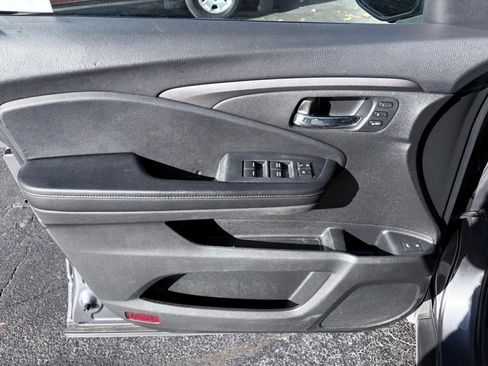 Used 2020 Honda Pilot EX-L image 10