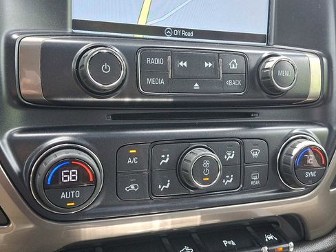 Used 2017 Chevrolet Silverado 1500 High Country AWD/4WD image 16