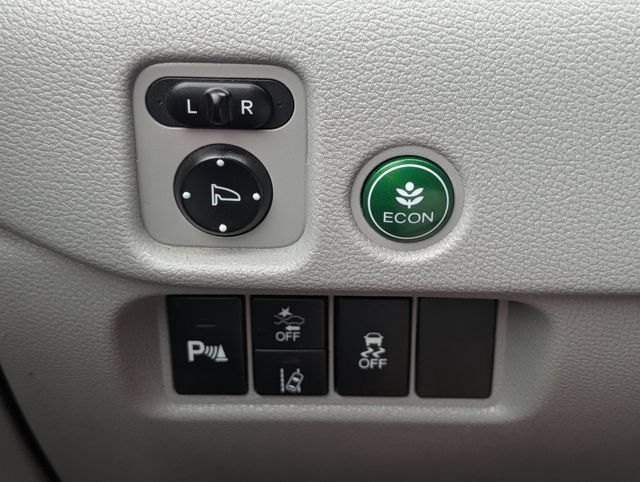 Used 2020 Honda Pilot Touring image 25