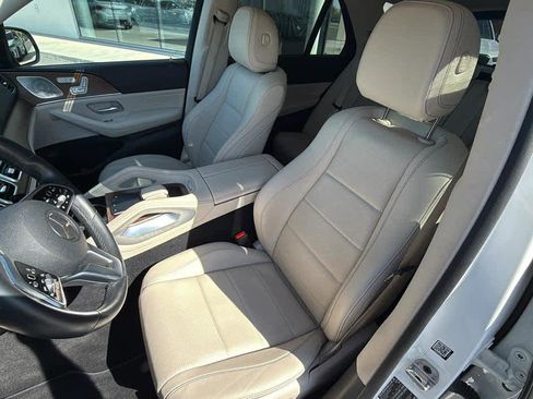Used 2022 Mercedes-Benz GLE 350 4MATIC image 11