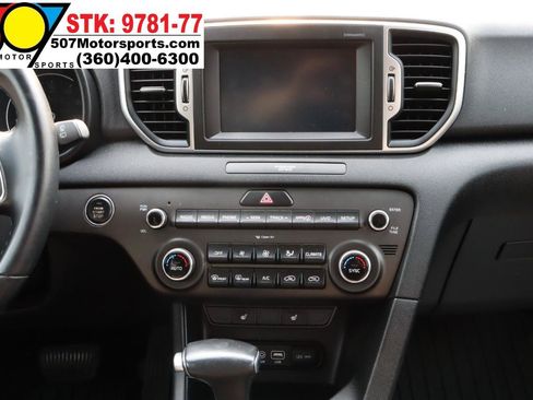Used 2017 Kia Sportage EX AWD/4WD image 19