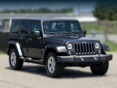Used 2014 Jeep Wrangler Unlimited Sahara w/ Connectivity Group