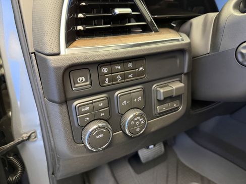 New 2026 Chevrolet Tahoe High Country w/ Sun And Tow Package AWD/4WD image 16