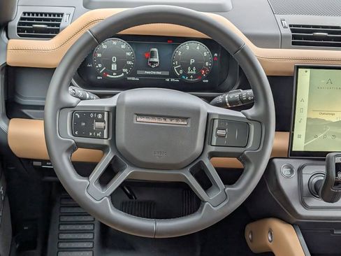 New 2026 Land Rover Defender 130 X-Dynamic SE image 22