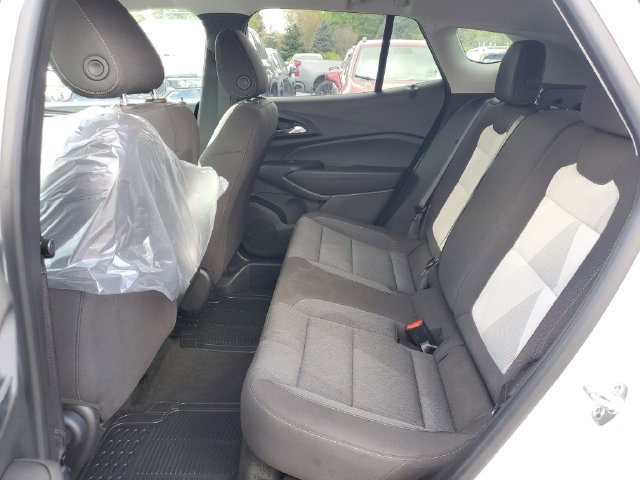 Used 2024 Chevrolet Trax LS FWD image 26